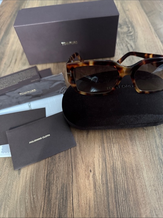 Tom Ford Accessories - Tom Ford Women's / Unisex Andres Square Sunglasses